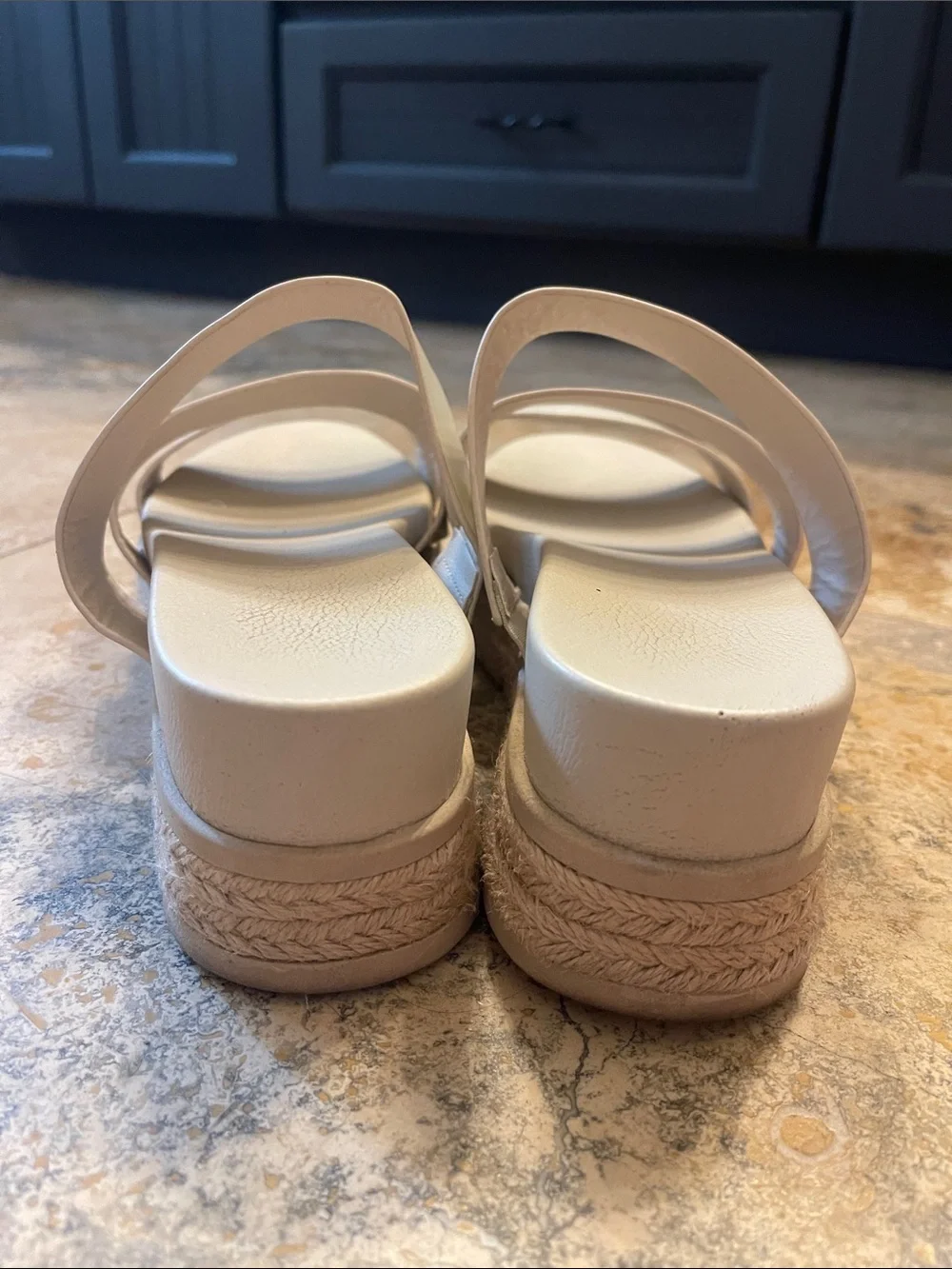 Women's Triple-Strap Platform Slide Sandals in Light Beige size 8.5 altard state